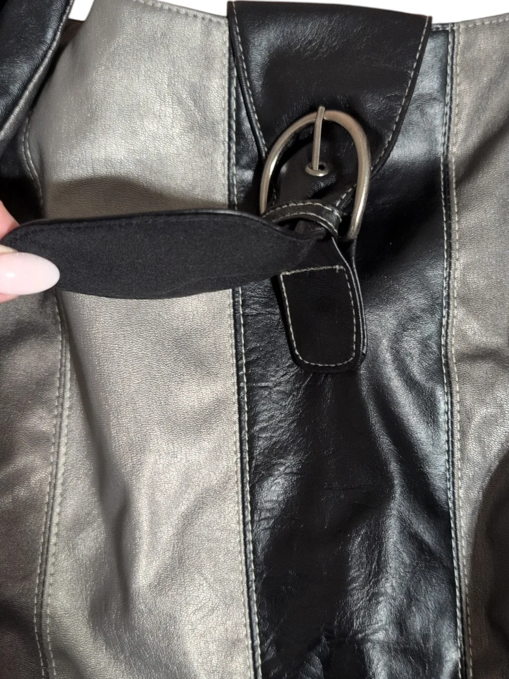 Stylish Two-Tone Black and Gray Women’s Hobo Bag